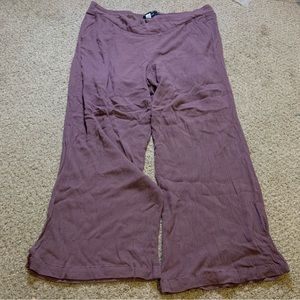 Torrid Wide Leg Size 2 Flowy Gauze Type Casual Purple Pants